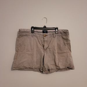 American Eagle Khaki shorts size 12